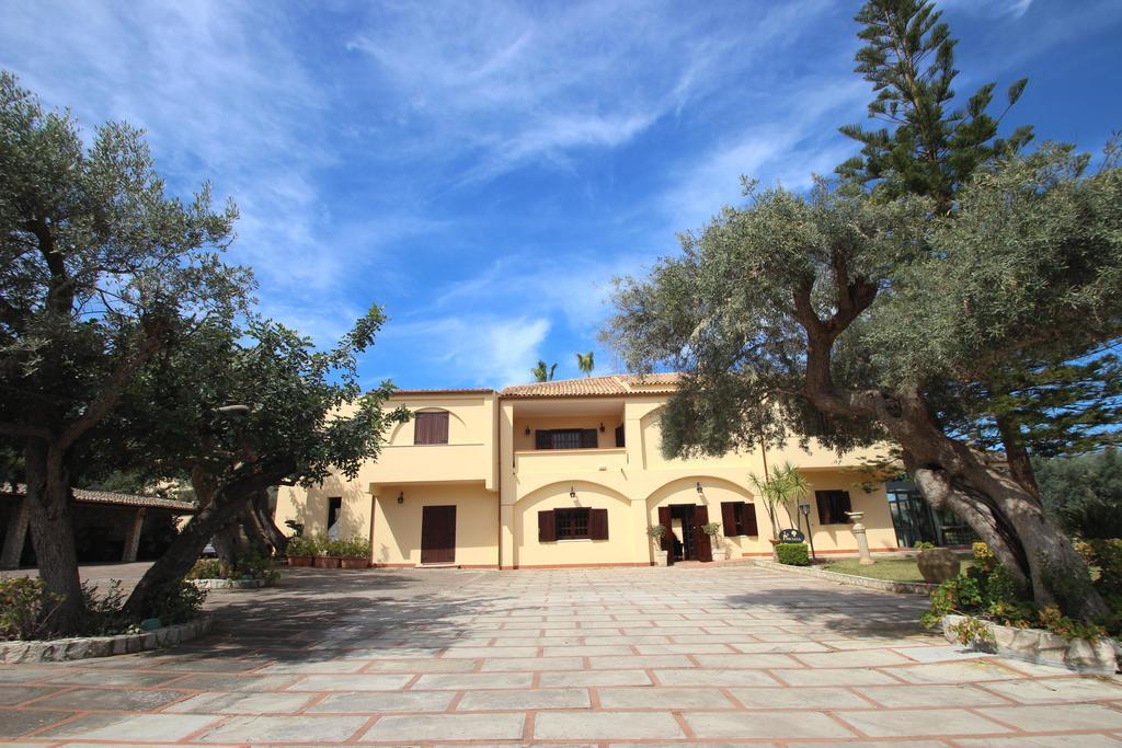 La Perciata Guest House Contrada Maeggio Exterior photo